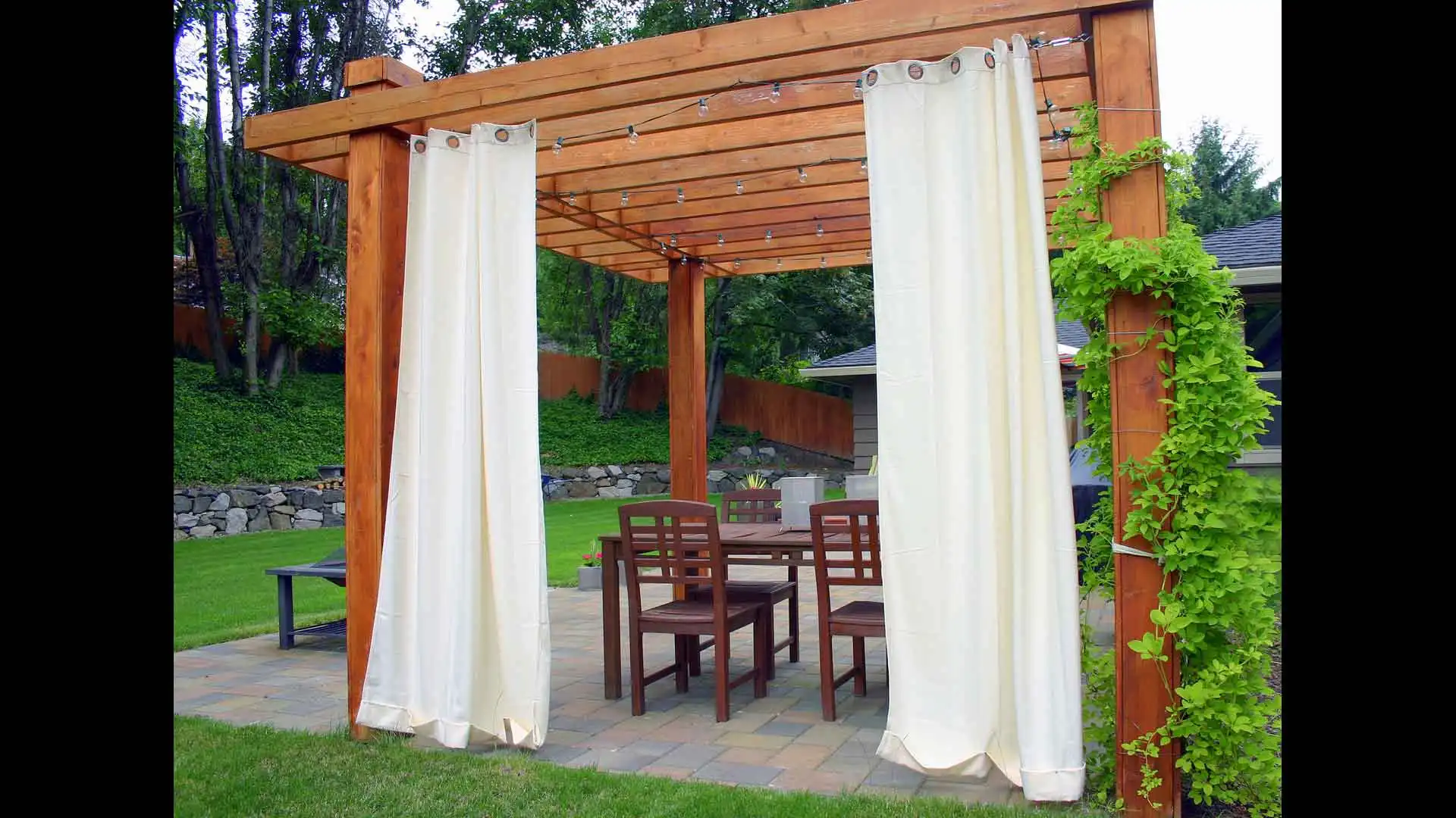 outdoor room